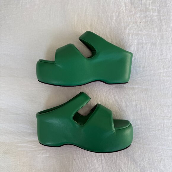SIMON MILLER Bubble Clog Sandal - Picture 5 of 11